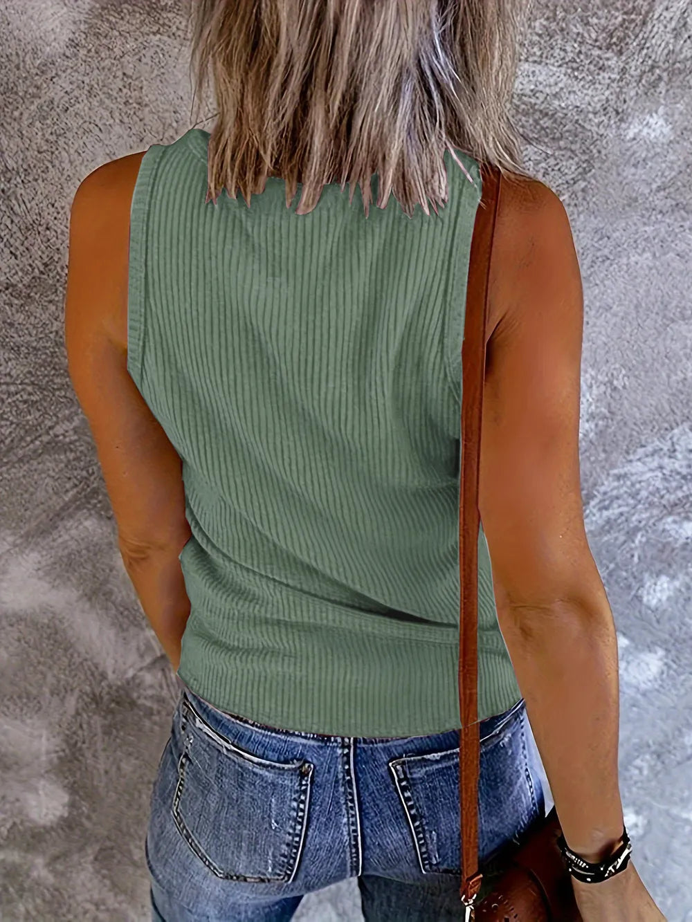 3056f911-edb7-46d5-91e2-bdd82e32365b-Max